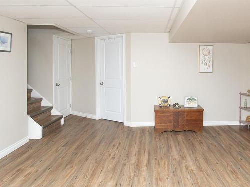 1409 Francis Street W, Thunder Bay, ON - Indoor Photo Showing Other Room