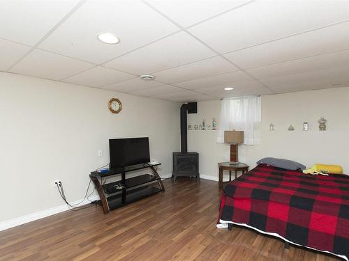 1409 Francis Street W, Thunder Bay, ON - Indoor Photo Showing Bedroom