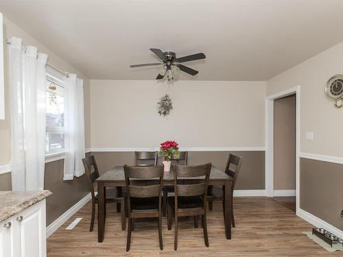 1409 Francis Street W, Thunder Bay, ON - Indoor Photo Showing Dining Room