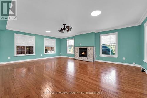 1291 Concession 2 Road, Niagara-On-The-Lake (103 - River), ON - Indoor Photo Showing Living Room With Fireplace