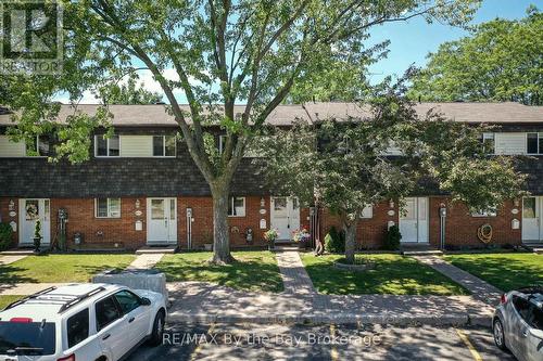 602 Tenth Street, Collingwood, ON - Outdoor With Facade