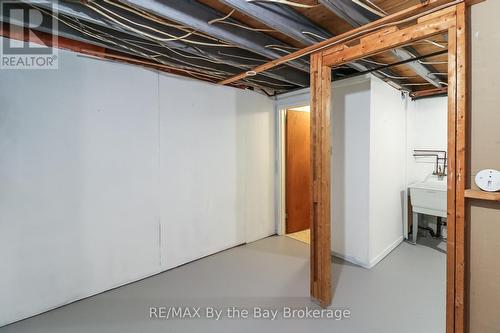 602 Tenth Street, Collingwood, ON - Indoor Photo Showing Basement