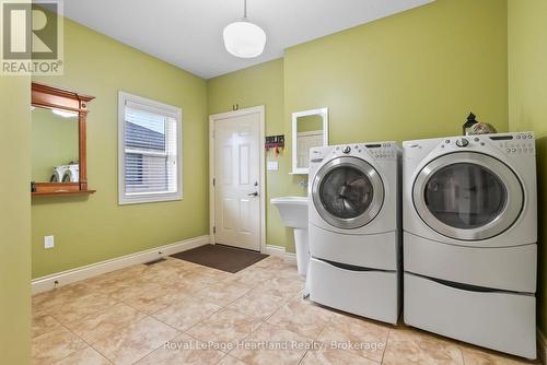 221 John Street, Minto (Harriston), ON - Indoor Photo Showing Laundry Room