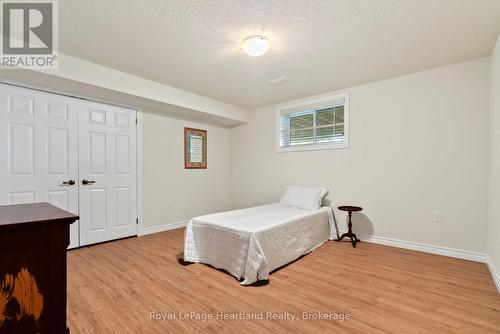 221 John Street, Minto (Harriston), ON - Indoor Photo Showing Bedroom