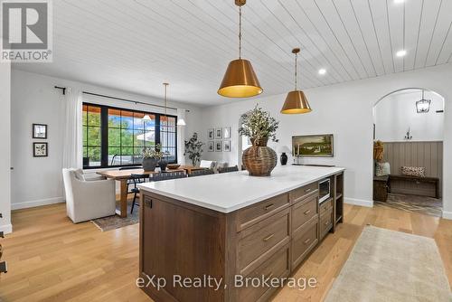 63 Regency Drive, Minto (Clifford), ON - Indoor Photo Showing Kitchen