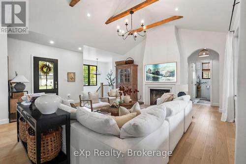 63 Regency Drive, Minto (Clifford), ON - Indoor Photo Showing Living Room With Fireplace