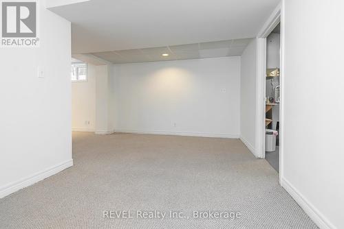 121 Forks Road, Welland (774 - Dain City), ON - Indoor Photo Showing Other Room