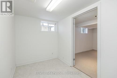 121 Forks Road, Welland (774 - Dain City), ON - Indoor Photo Showing Other Room