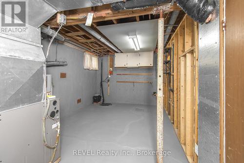 121 Forks Road, Welland (774 - Dain City), ON - Indoor Photo Showing Basement