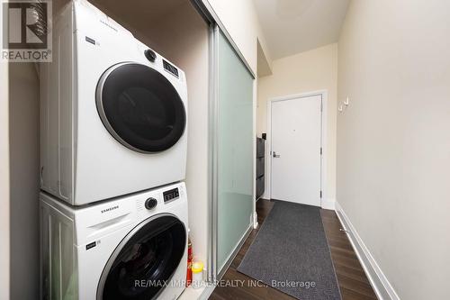 106 - 120 Harrison Garden Boulevard, Toronto, ON - Indoor Photo Showing Laundry Room