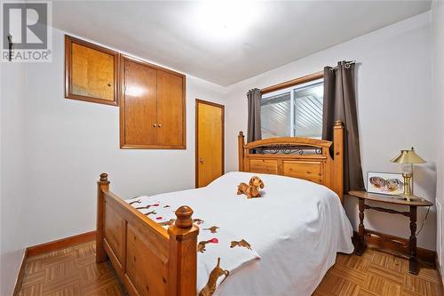 1197 Indian Road North, Sarnia, ON - Indoor Photo Showing Bedroom