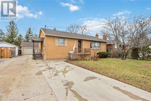 1197 Indian Road North, Sarnia, ON - Outdoor