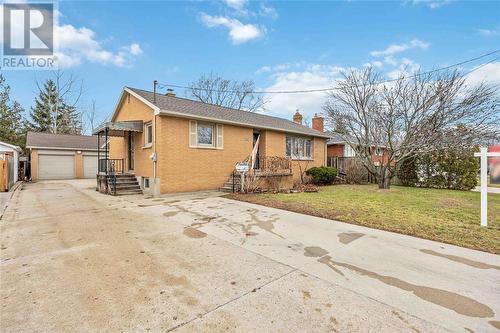 1197 Indian Road North, Sarnia, ON - Outdoor