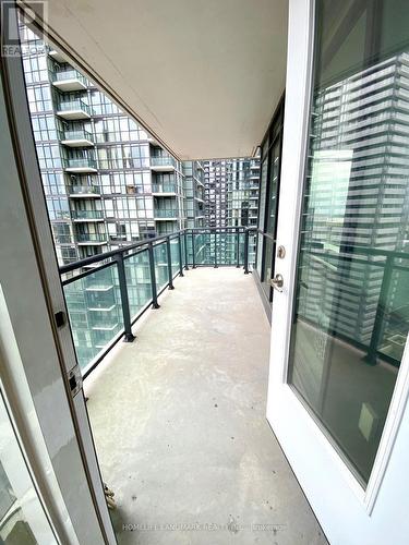 2401 - 4099 Brickstone Mews, Mississauga, ON - Outdoor With Balcony With Exterior