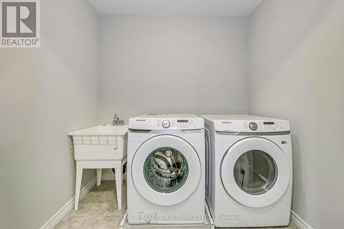 114 Vinton Road, Hamilton, ON - Indoor Photo Showing Laundry Room