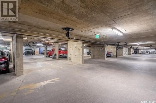 117 5301 Universal Crescent, Regina, SK - Indoor Photo Showing Garage