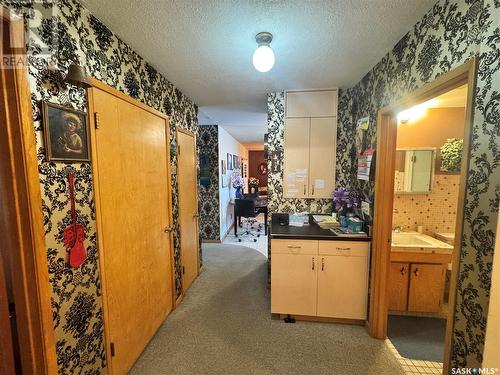 4061 Montague Street, Regina, SK - Indoor Photo Showing Other Room