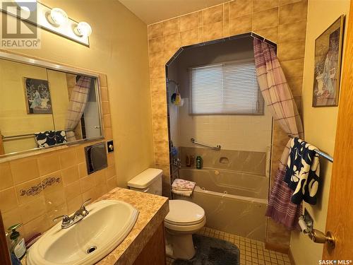 4061 Montague Street, Regina, SK - Indoor Photo Showing Bathroom