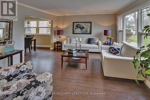 Main - 196 Emery Street E, London, ON - Indoor Photo Showing Living Room