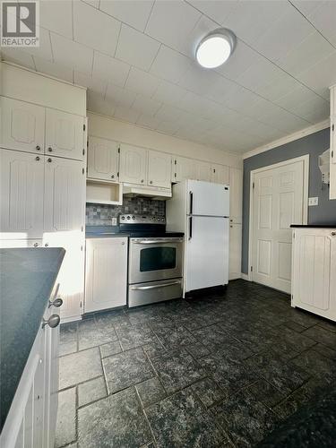 4 Ceko Place, Fortune, NL - Indoor Photo Showing Kitchen