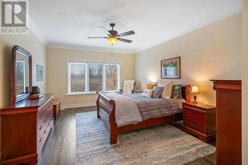 153 Michelle Court, Welland (772 - Broadway), ON - Indoor Photo Showing Bedroom