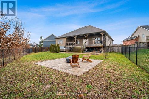 153 Michelle Court, Welland (772 - Broadway), ON - Outdoor With Deck Patio Veranda With Backyard