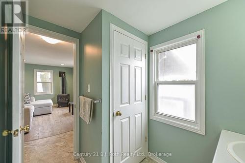 313 East Street E, Orillia, ON - Indoor