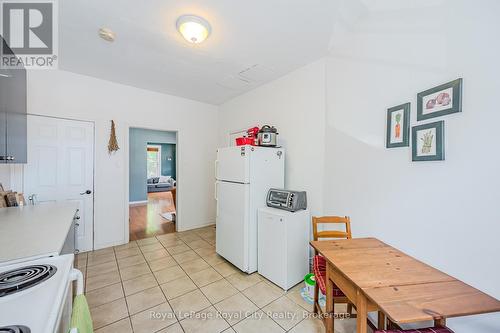 90 Neeve Street, Guelph (Two Rivers), ON - Indoor Photo Showing Kitchen