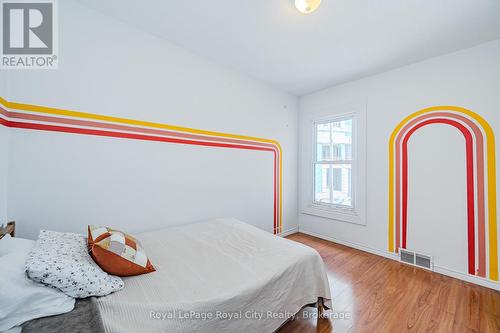 90 Neeve Street, Guelph (Two Rivers), ON - Indoor Photo Showing Bedroom