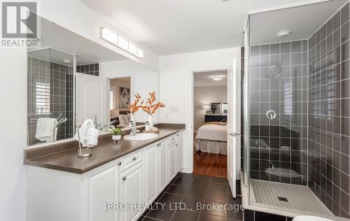 447 Harkin Place, Milton, ON - Indoor Photo Showing Bathroom