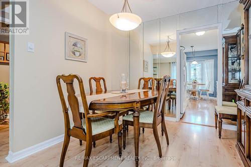 61 - 3029 Glencrest Road, Burlington, ON - Indoor Photo Showing Dining Room