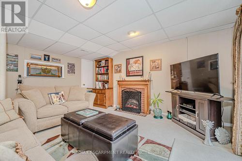 61 - 3029 Glencrest Road, Burlington, ON - Indoor Photo Showing Living Room With Fireplace