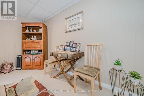 61 - 3029 Glencrest Road, Burlington, ON - Indoor Photo Showing Other Room