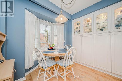 61 - 3029 Glencrest Road, Burlington, ON - Indoor Photo Showing Dining Room