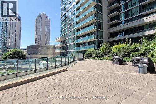 3508 - 16 Harbour Street, Toronto, ON - Outdoor