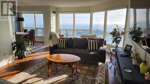 2607 - 2269 Lake Shore Boulevard W, Toronto, ON - Indoor Photo Showing Living Room