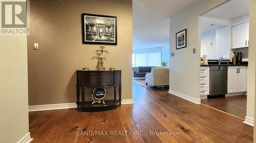 2607 - 2269 Lake Shore Boulevard W, Toronto, ON - Indoor