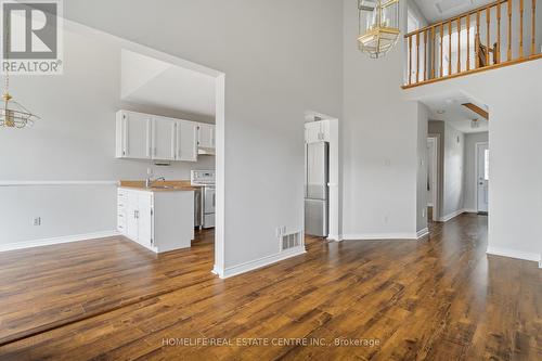 9 Wentworth Drive, Grimsby, ON - Indoor Photo Showing Other Room