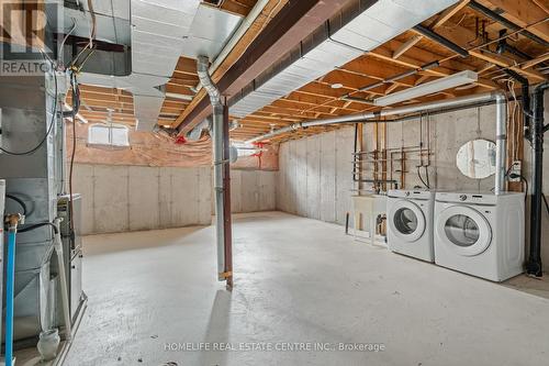 9 Wentworth Drive, Grimsby, ON - Indoor Photo Showing Laundry Room