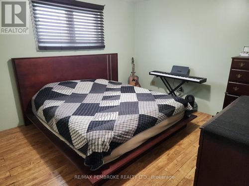 3258 Grants Settlement Road, Whitewater Region, ON - Indoor Photo Showing Bedroom