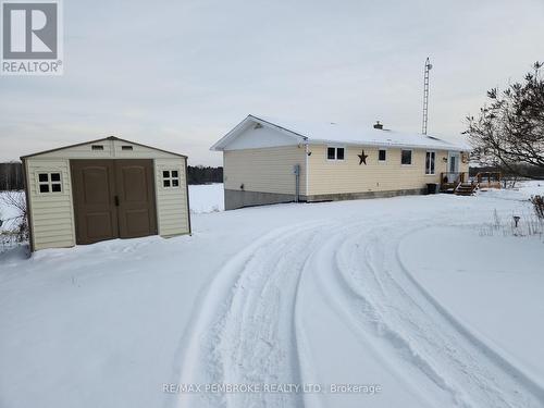 3258 Grants Settlement Road, Whitewater Region, ON - Outdoor