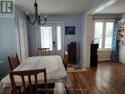 3258 Grants Settlement Road, Whitewater Region, ON - Indoor Photo Showing Dining Room