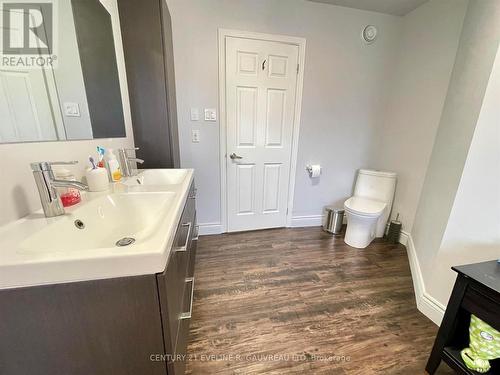 253 Crystal Crescent, Temiskaming Shores, ON - Indoor Photo Showing Bathroom