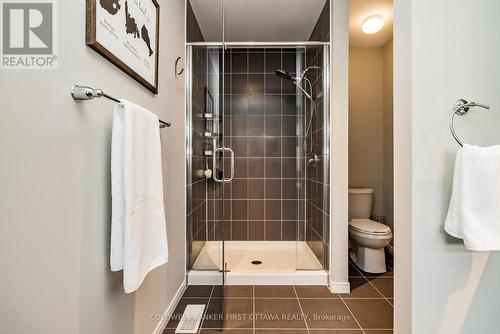 521 Rouncey Road, Ottawa, ON - Indoor Photo Showing Bathroom