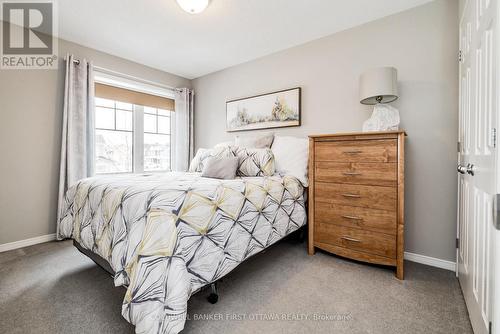 521 Rouncey Road, Ottawa, ON - Indoor Photo Showing Bedroom