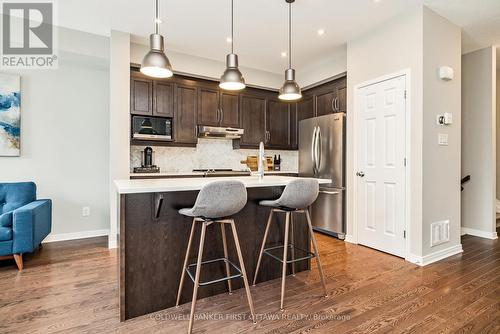 521 Rouncey Road, Ottawa, ON - Indoor Photo Showing Kitchen With Stainless Steel Kitchen With Upgraded Kitchen