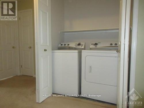 150 Blackdome Crescent, Ottawa, ON - Indoor Photo Showing Laundry Room