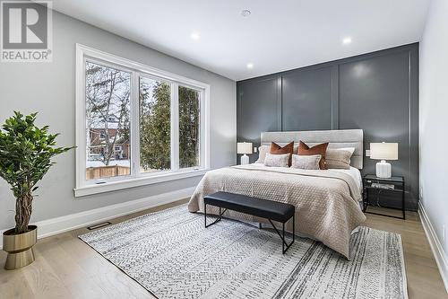 225 Sunnybrae Avenue, Innisfil, ON - Indoor Photo Showing Bedroom