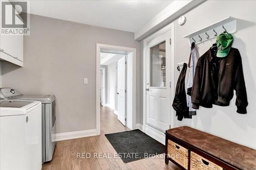 88 Cook Street, Barrie, ON - Indoor Photo Showing Laundry Room