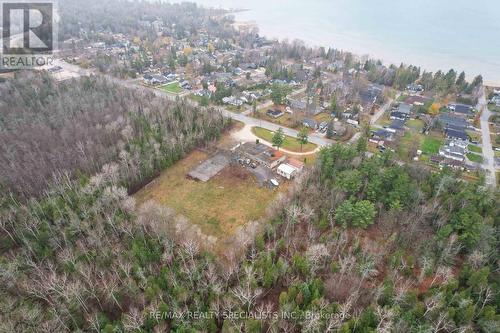 3267 Mosley Street, Wasaga Beach, ON 